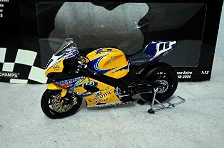 Amazon.co.jp: ミニチャンプス スズキ GSX-R 1000・Team Alstare